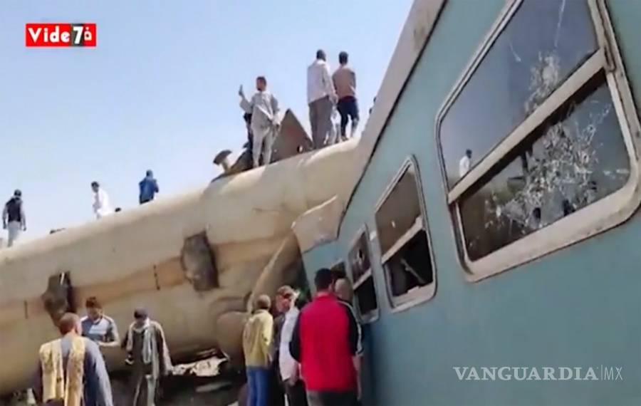 $!Choque de dos trenes deja al menos 32 muertos y 66 heridos en Egipto
