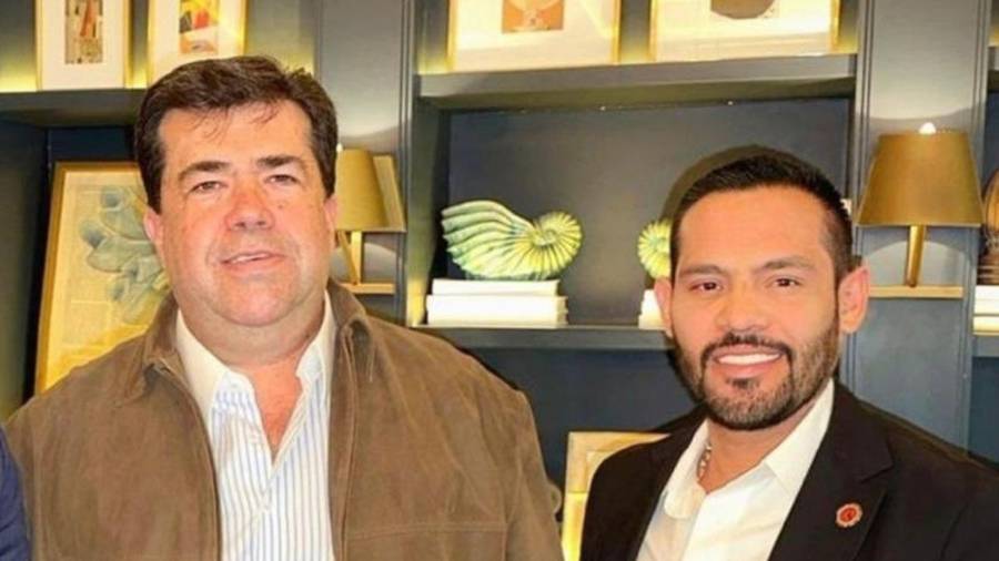 Pedro Haces, a quien Carlos Loret de Mola señala de ser uno de los protegidos VIP del régimen, intentó deslindarse de Édgar Rodríguez tras su detención, pero en redes sociales circularon fotos donde el diputado federal posa con el secretario de organización de la CATEM en Durango y también líder criminal.