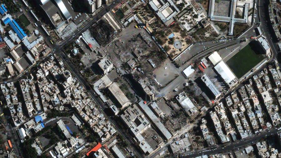 Esta imagen por satélite proporcionada por Vantor muestra la Corte Islámica Revolucionaria tras bombardeos en Teherán, Irán, el martes 3 de marzo de 2026.