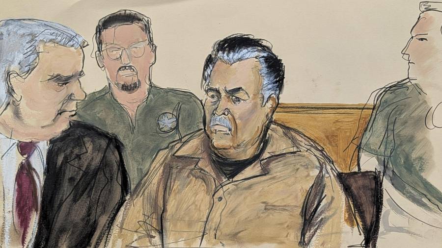 Un juez federal de Estados Unidos aplazó este viernes y hasta el próximo 20 de julio la fecha de sentencia del narcotraficante mexicano Ismael ‘El Mayo’ Zambada.