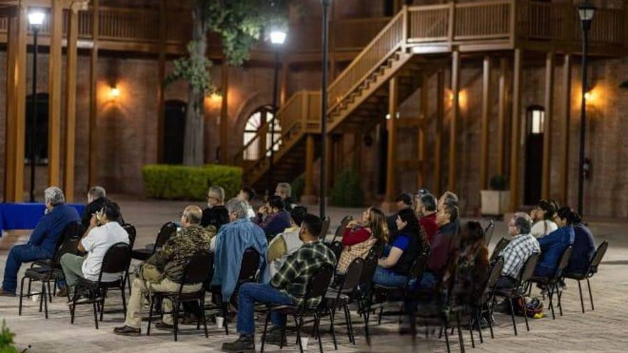 Niños y adultos podrán intercambiar historias y refranes locales, fomentando la tradición oral.