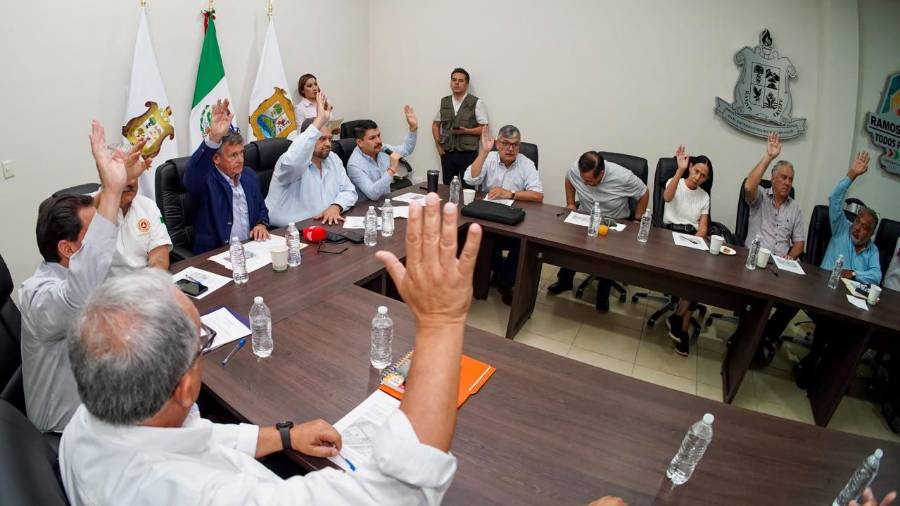 Integrantes del Consejo Municipal de Desarrollo Urbano participaron en la Tercera Sesión Ordinaria celebrada en Ramos Arizpe para revisar diversos trámites urbanos.