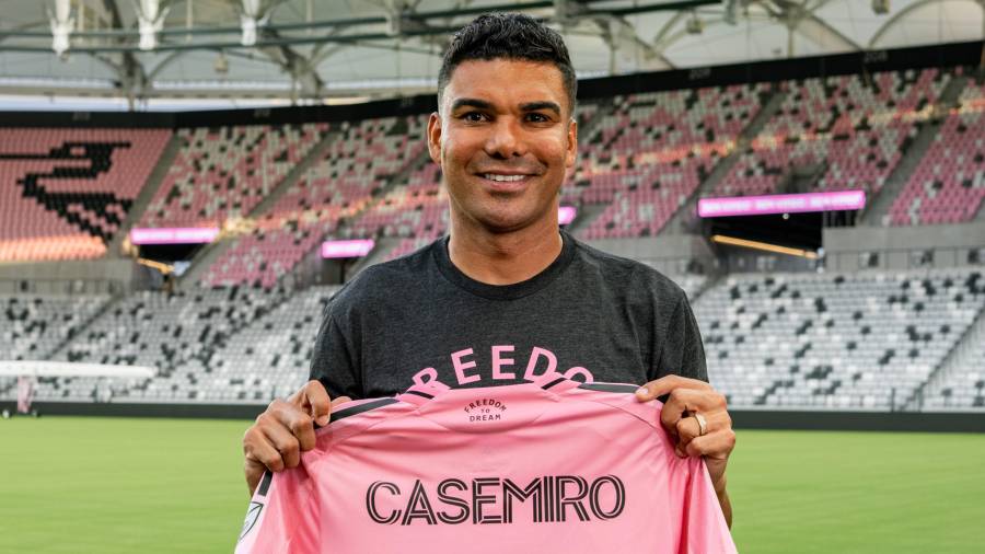 Casemiro reforzará el mediocampo del Inter Miami y compartirá vestidor con Lionel Messi, Luis Suárez y Rodrigo De Paul.