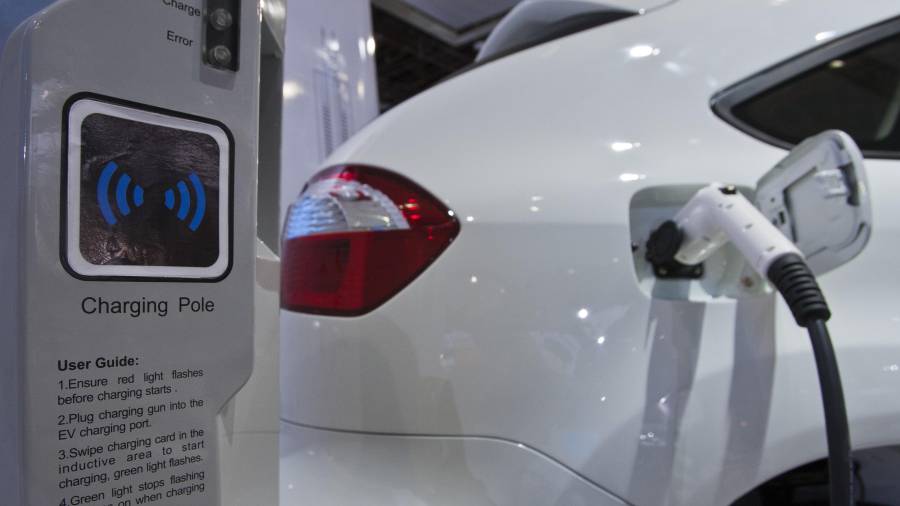 El gigante chino de energía y automóviles BYD anunció un sistema de carga ultrarrápida para vehículos eléctricos que, según afirma, es casi tan rápido como llenar un tanque de combustible.