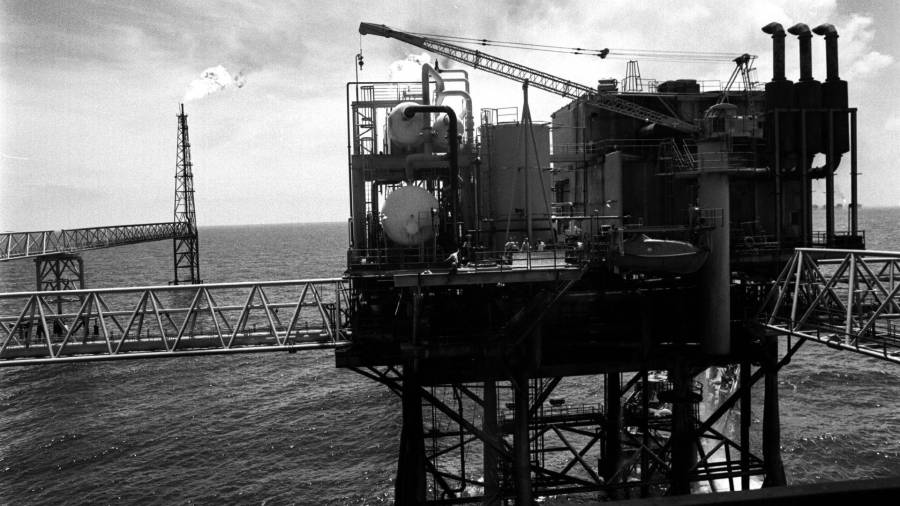 Estados Unidos busca ‘recuperar’ el derecho al petróleo de Venezuela