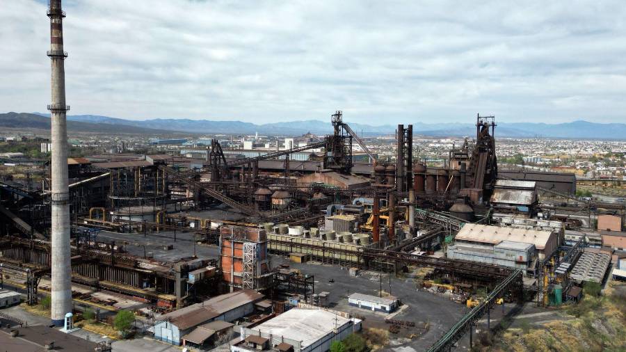 Poco más de 19 mil millones de pesos adeudan Altos Hornos y Minosa a sus extrabajadores.