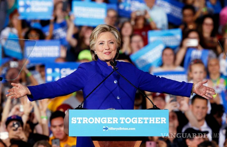 Clinton la primera mujer en la portada de un medio ultraortodoxo israelí