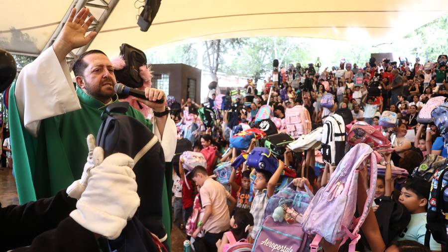 La celebración se realizó con motivo del inicio del nuevo ciclo escolar y de la catequesis infantil.