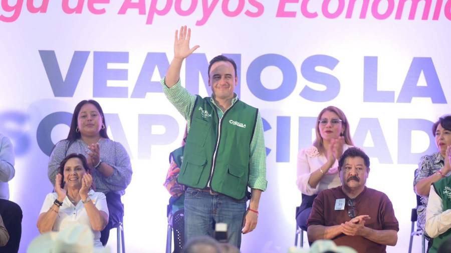 Manolo Jiménez afirmó en Monclova este viernes que insistirá ante Claudia Sheinbaum para encontrar una solución que permita reactivar AHMSA.