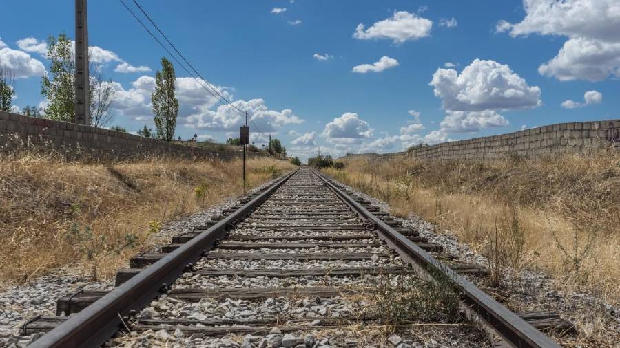 Comunidades como Las Coloradas cuentan con yacimientos de material pétreo de interés para el proyecto ferroviario.