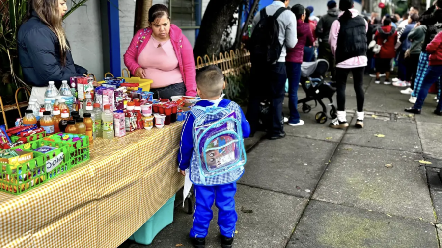 La Alianza por la Salud Alimentaria presentó una denuncia ante Cofepris contra productos que se promocionan como opciones para la lonchera escolar.
