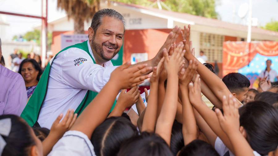 La Ruta Estudiantil opera los 365 días del año y se consolidó como un modelo de transporte gratuito y de justicia social en Ramos Arizpe; beneficia a más de 60 mil personas.