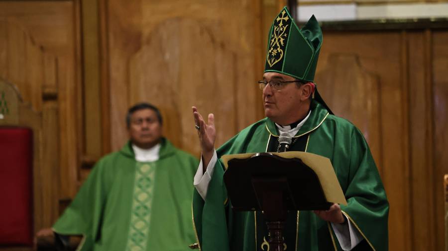 Monseñor Hilario González García encabezó la celebración litúrgica con motivo del inicio del ciclo de formación eclesial.