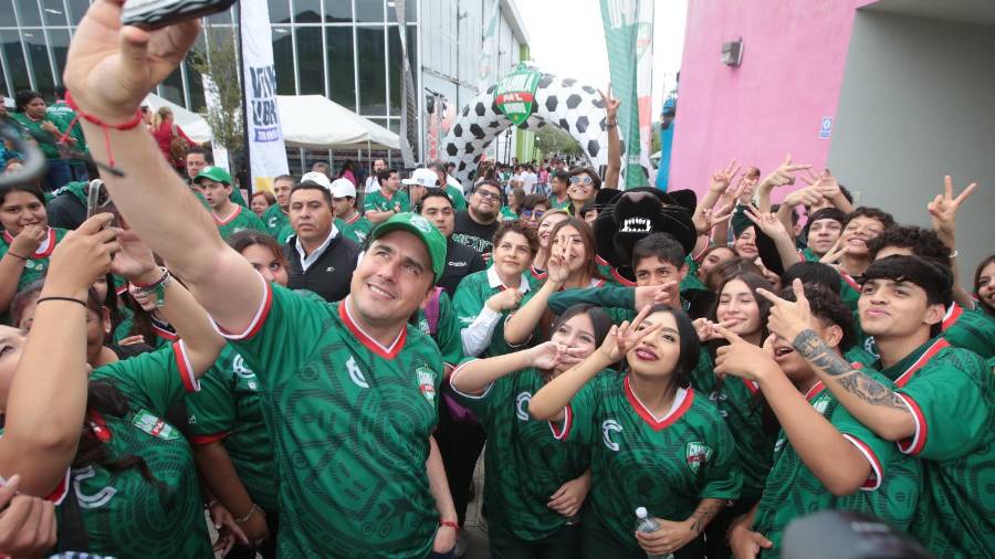 Autoridades estatales impulsaron estas caravanas en medio de la justa futbolística del verano que se llevará a cabo en México.