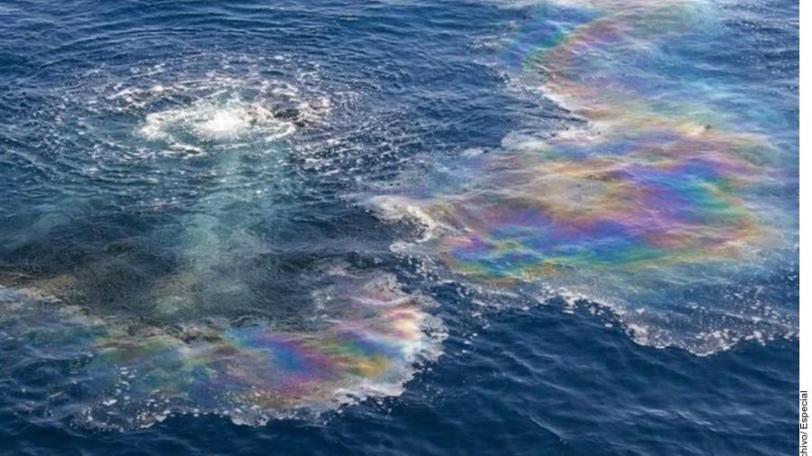 La coincidencia de ambos eventos en la misma zona y fecha rompió la hipótesis de un solo origen y apuntó a derrames simultáneos en una región petrolera estratégica.
