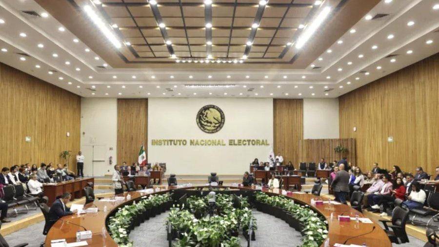 El informe señala que 69% de las 134 mil 531 personas con discapacidad que participaron requirió ayuda para emitir su voto.