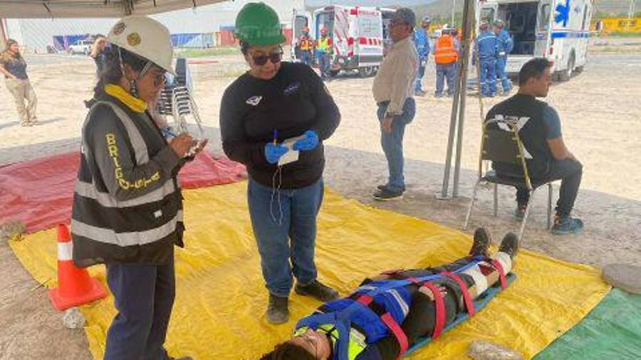 Durante el simulacro se mostraron técnicas específicas que ayudaron a los participantes a reforzar sus conocimientos en esta materia.