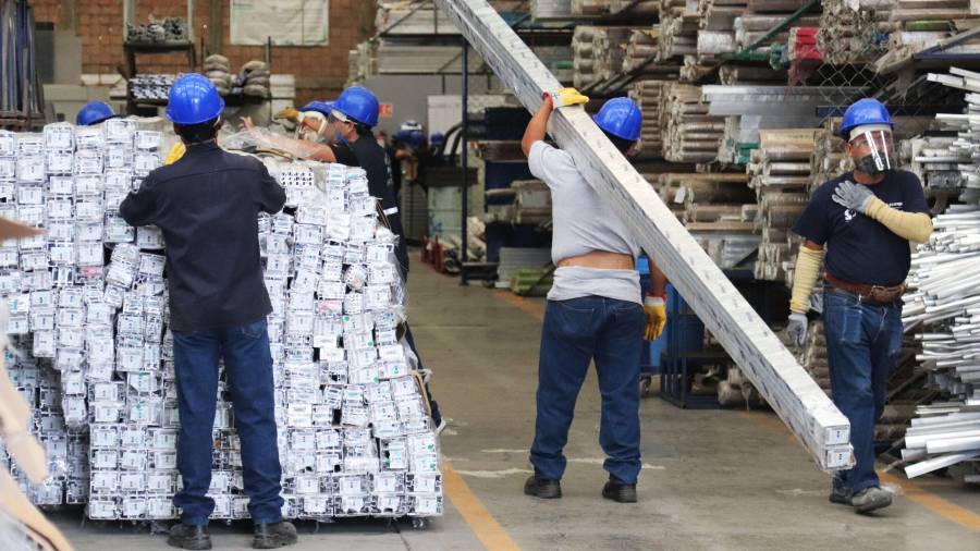 El Índice Nacional de Precios Productor agrupa los precios de los insumos para la producción de las empresas de los tres sectores económicos (agro, industria, servicios).