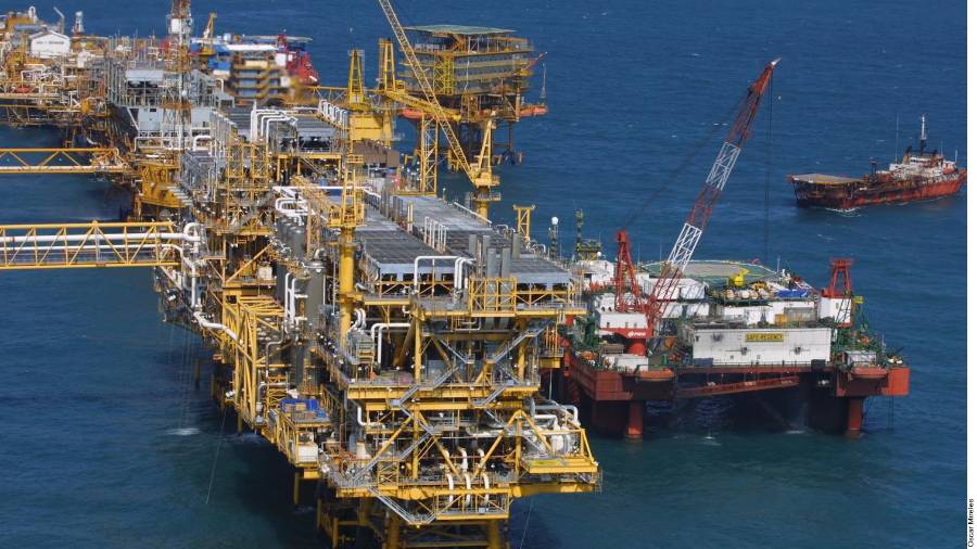 Expertos advierten que este recorte, utilizado para equilibrar el balance fiscal del país, ha paralizado proyectos de exploración y mantenimiento.