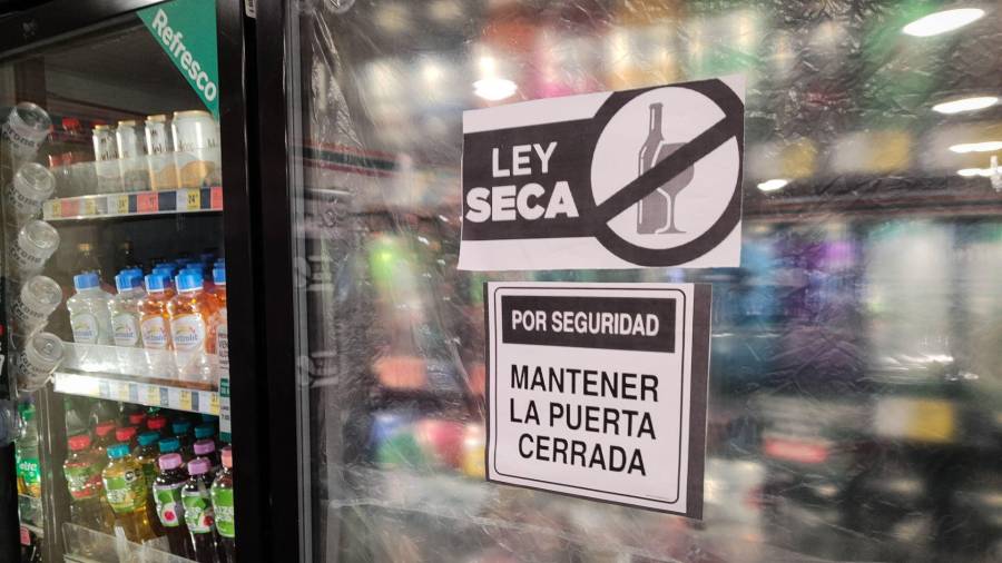 La Secretaría de Gobierno de la Ciudad de México activó la suspensión temporal de la venta de bebidas alcohólicas en diversas zonas de la capital desde el miércoles 24 de junio.
