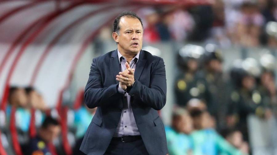Juan Reynoso llega con el antecedente de haber terminado con la sequía de 23 años de Cruz Azul.
