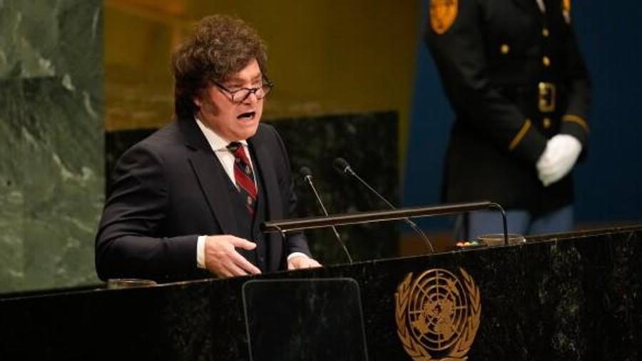 Milei declaró ante la asamblea que Argentina “no permanecerá indiferente ante quienes explotan recursos bajo ocupación extranjera ilegal”.