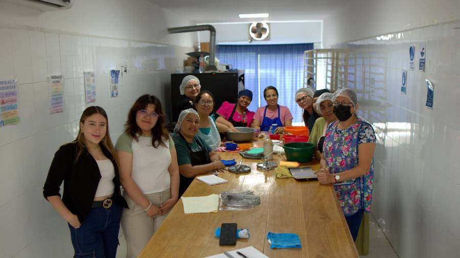 El DIF Monclova abrió una nueva etapa de inscripciones para el programa Mujeres al Siguiente Nivel, dirigido a impulsar el autoempleo femenino.