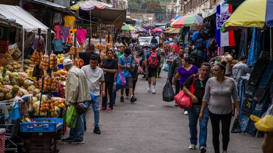 Donald Trump dio su apoyo al candidato del Partido Nacional, Nasry Asfura, pocos días antes de la votación, y sugirió que no trabajaría con los otros dos candidatos principales.