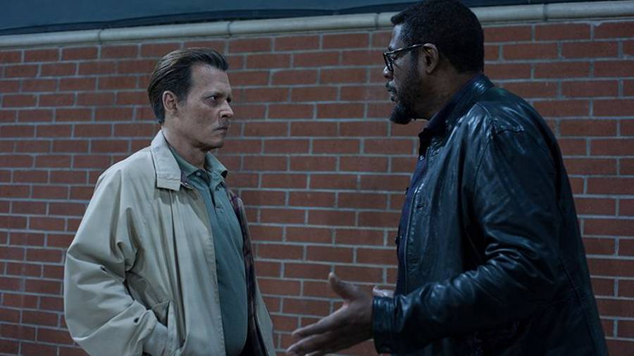 La carrera de Johnny Depp se complica; cancelan estreno de City of Lies