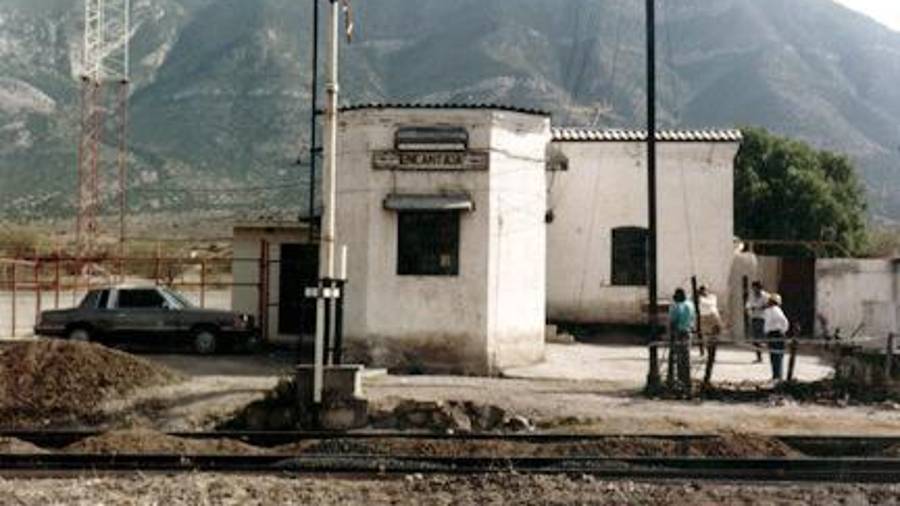 La antigua estación La Encantada deberá ser preservada ante los trabajos del tren de pasajeros.