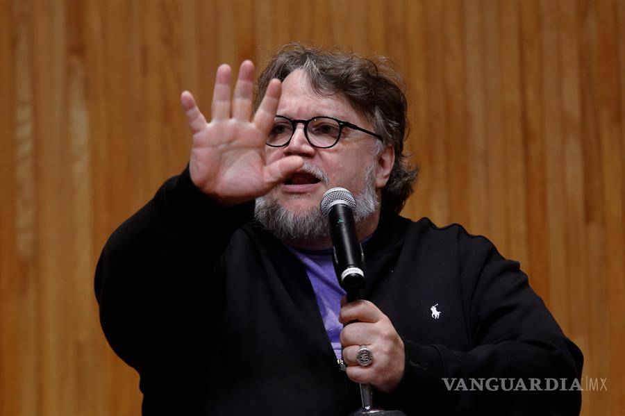 $!Guillermo del Toro arranca la filmación de &quot;El callejón de las almas perdidas&quot;