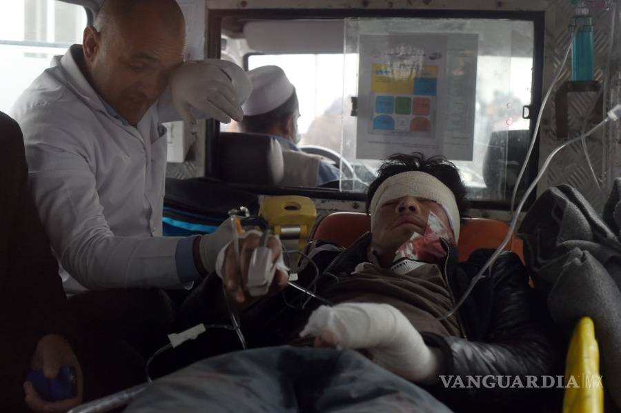 $!Más de 30 muertos y 85 heridos en ataque a templo chií en Kabul