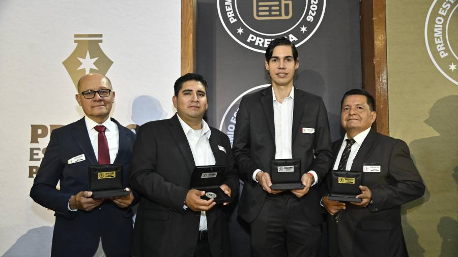Integrantes y colaboradores de VANGUARDIA fueron reconocidos en distintas categorías de los Premios Estatales de Periodismo 2026 por su trabajo y trayectoria en el ejercicio periodístico.