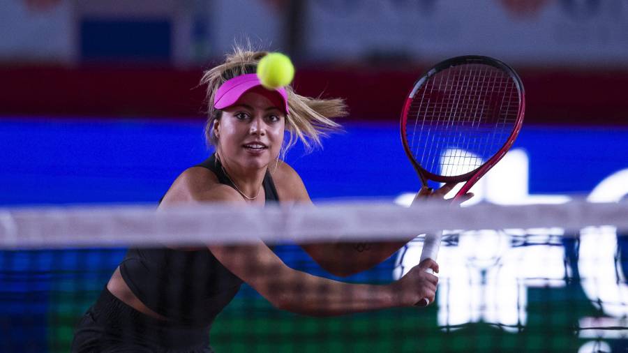Renata Zarazúa se despidió del Torneo de Hobart tras caer en sets corridos ante la estadounidense Iva Jovic.