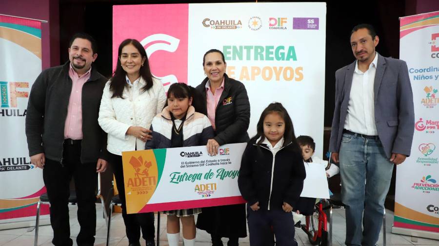 En esta primera etapa, el Gobierno del Estado ha entregado 550 becas ADETI para los niños.