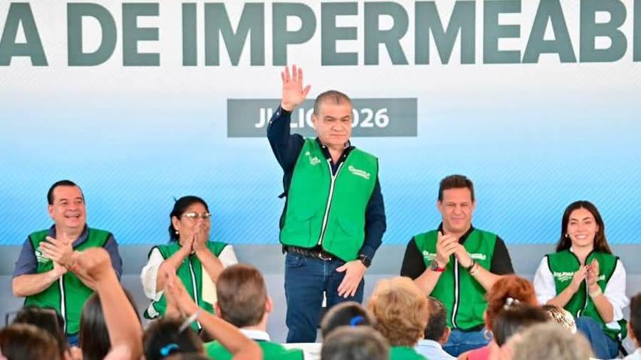 Riquelme destacó que el objetivo es prevenir filtraciones, humedad y daños en las viviendas ante la posibilidad de nuevas lluvias.