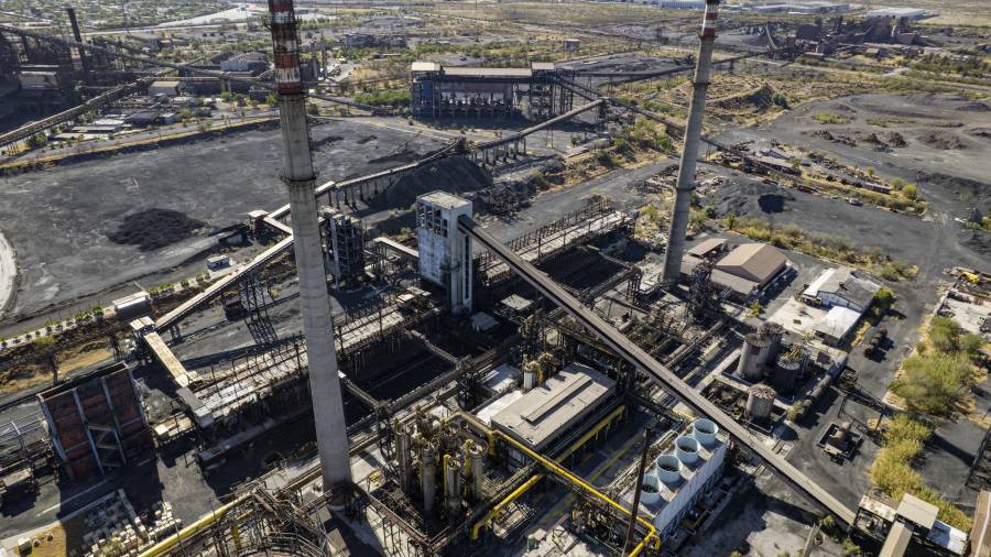 El dirigente sindical, Napoleón Gómez, ve difícil que Altos Hornos vuelva a reactivarse.