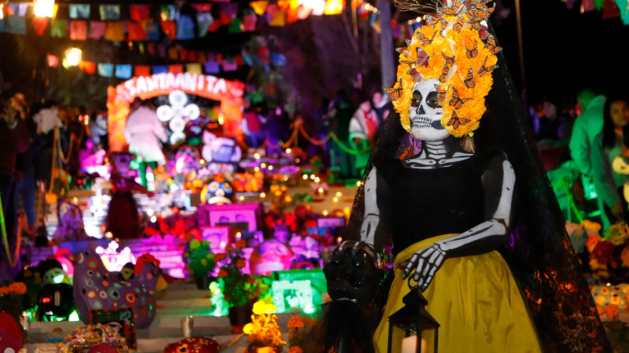 Día de Muertos, fecha en la que nuestros seres que han trascendido, vienen a este plano para pasar tiempo con nosotros | FOTOGRAFÍA: ARCHIVO VANGUARDIA.