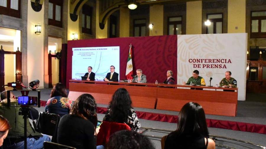 El caldo y las albóndigas