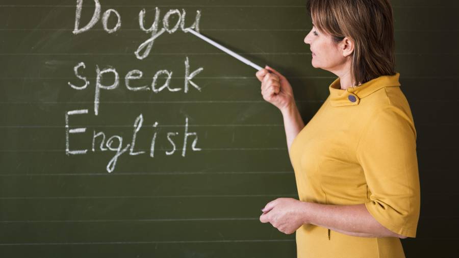 OCV y CANIRAC impulsan cursos de inglés para personal hotelero y restaurantero como parte de la preparación rumbo al evento internacional.