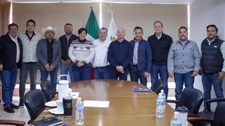 Autoridades federales, estatales y municipales revisaron los avances del proyecto Agua Saludable para La Laguna, enfocado en garantizar el suministro de agua potable en bloque para la región.