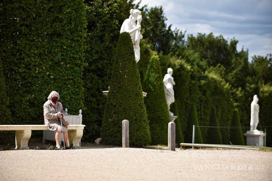 $!Tras más de dos meses Palacio de Versalles reabre sus puertas a los visitantes