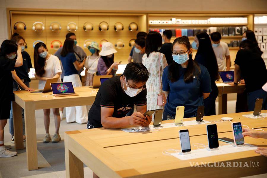 $!Apple ignora la guerra comercial entre Trump y China, abre en Pekín su tienda más grande de Asia