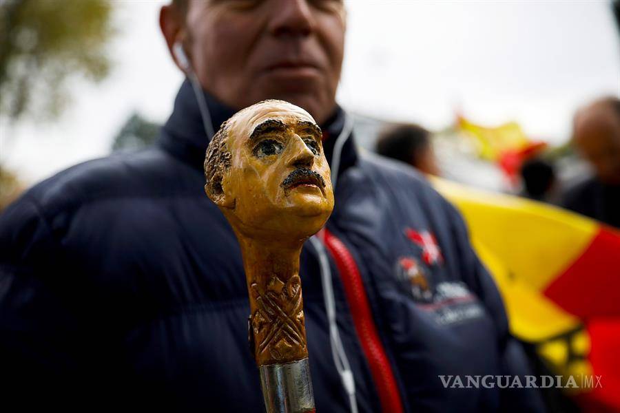 $!España da un paso histórico sacando al dictador Francisco Franco de su mausoleo