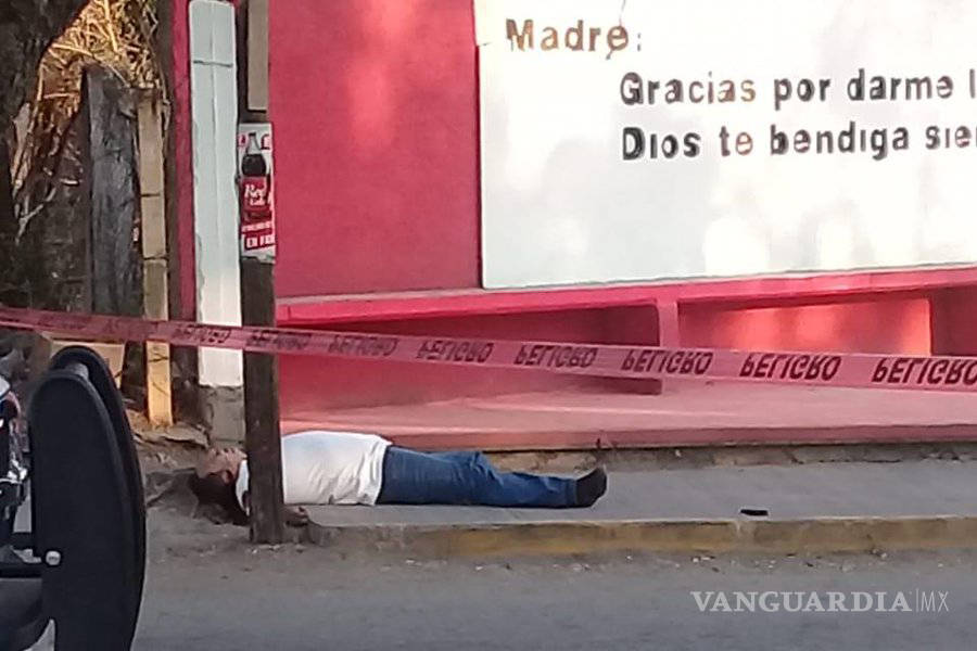 $!Frente a monumento a la madre asesinan a cuatro custodias de penal femenil en Morelos
