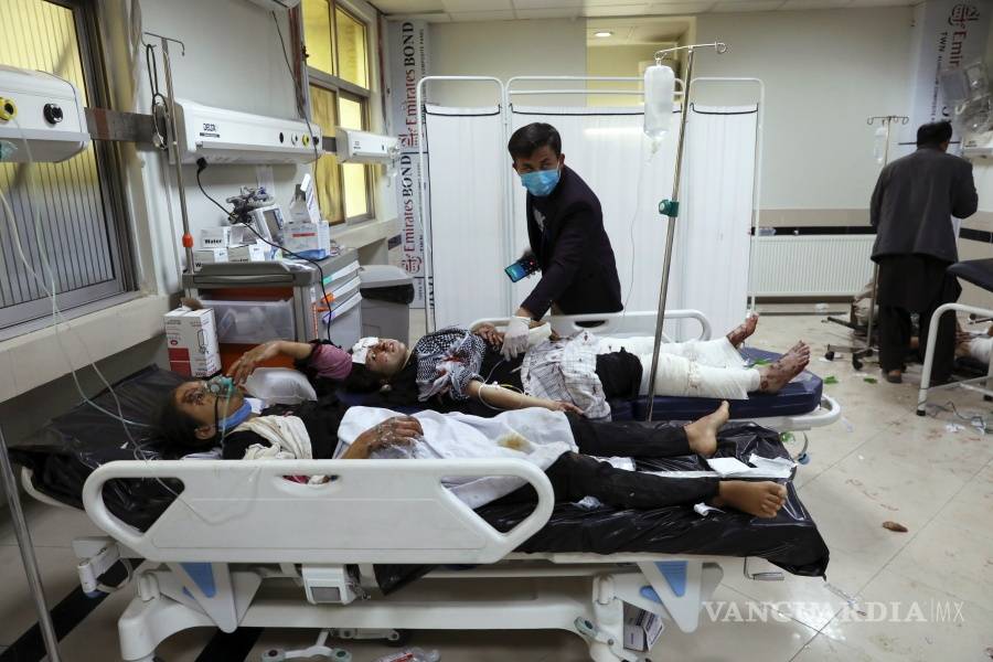 $!25 muertos en atentado con bomba cerca de una escuela femenina en Kabul