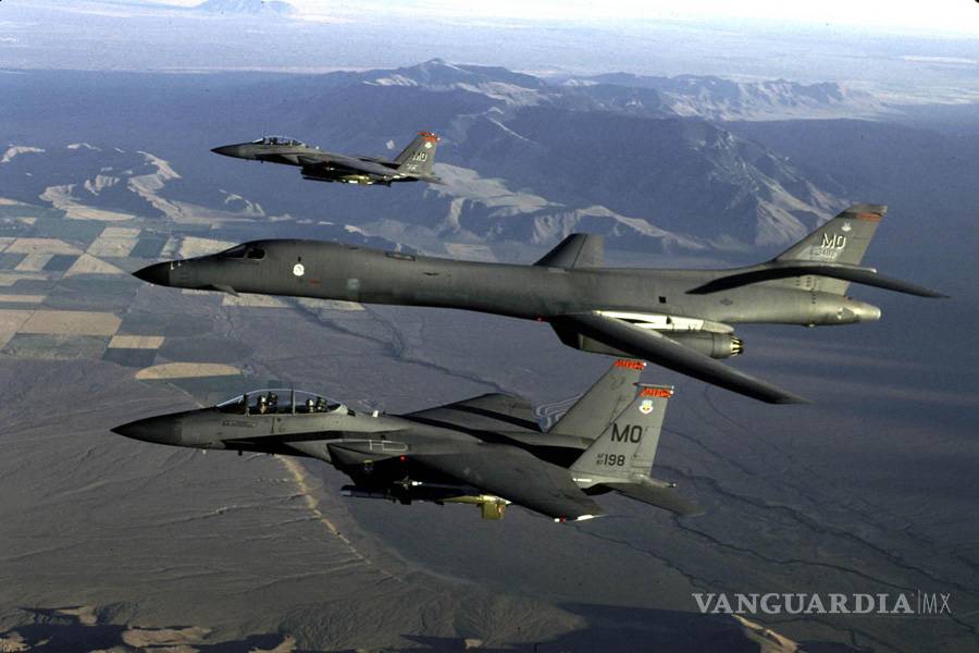 Corea del Norte moviliza aviones tras el envío de bombarderos de EU