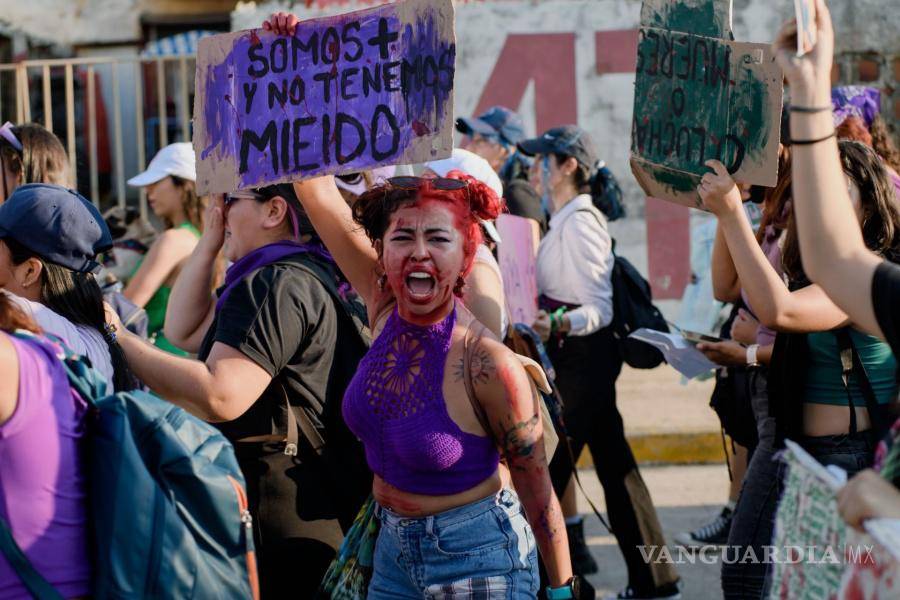 8M: Entre el dolor y la rabia con el grito de “Ni una más” miles de mujeres toman las calles en México (fotos)