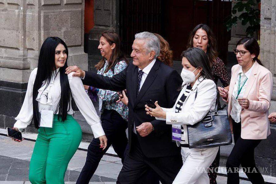 $!Ana Karen Val, la mujer que robó la atención de AMLO, ¿rival de Geraldine Ponce?