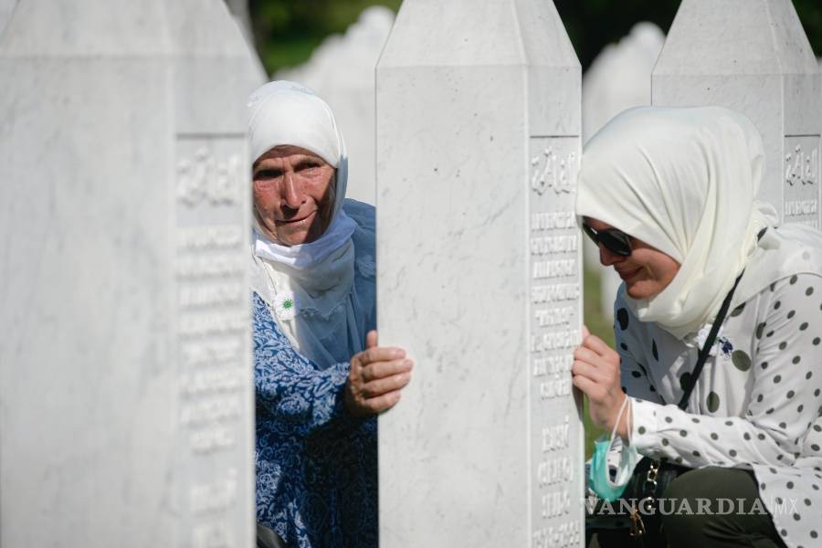 $!25 años después los bosnios no pueden cerrar la herida y el dolor por el genocidio de Srebrenica